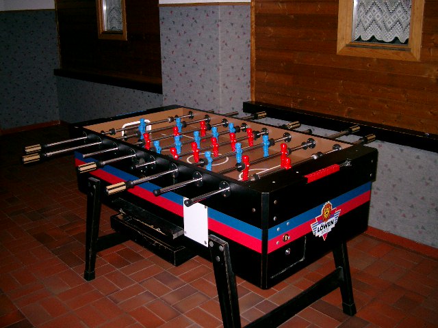 Fußballkicker-Tisch